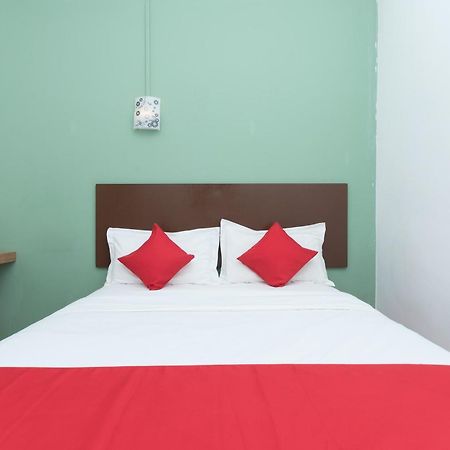 Super Oyo 218 Storytel Hotel Kota Kinabalu Eksteriør billede