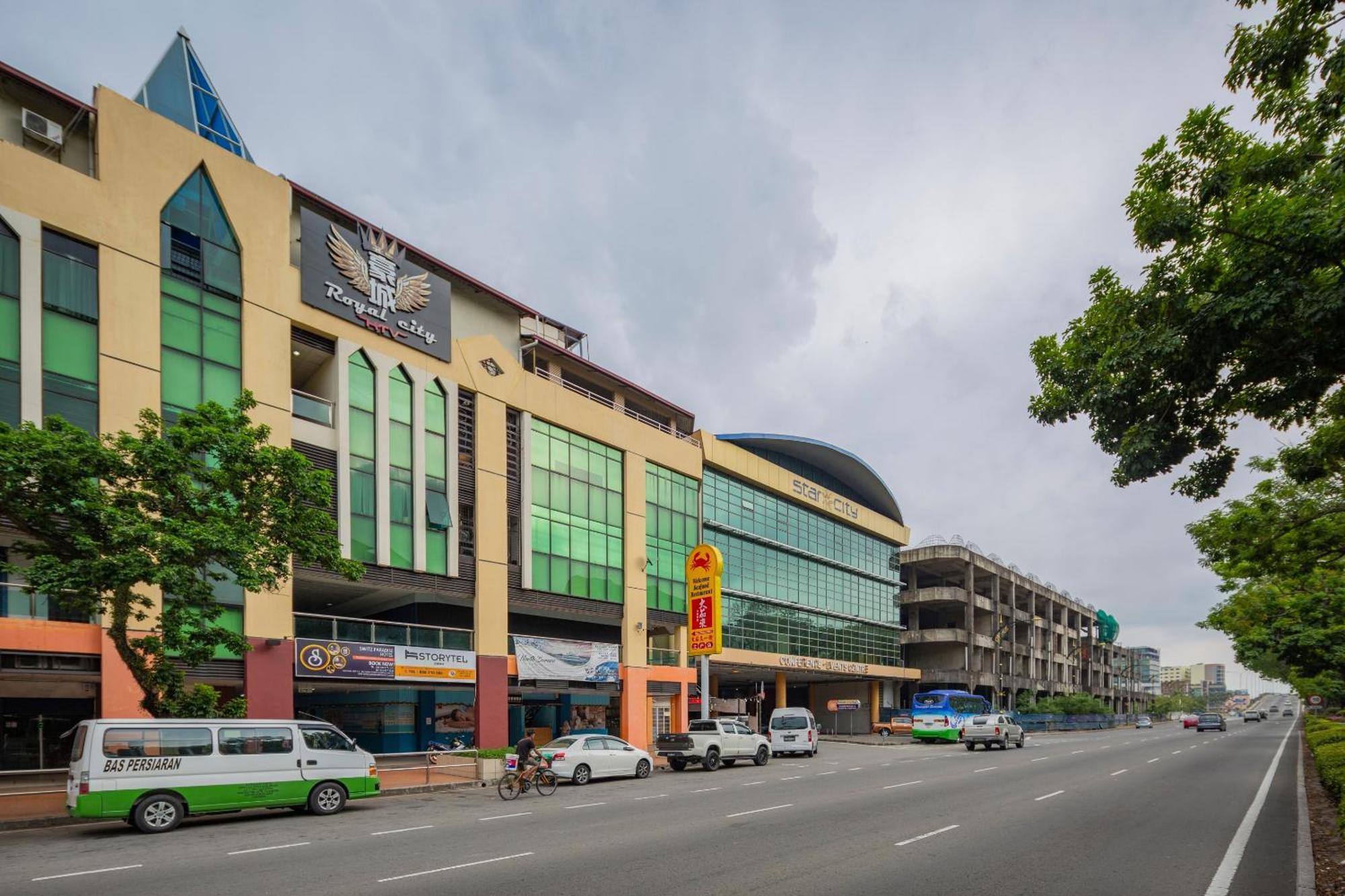 Super Oyo 218 Storytel Hotel Kota Kinabalu Eksteriør billede