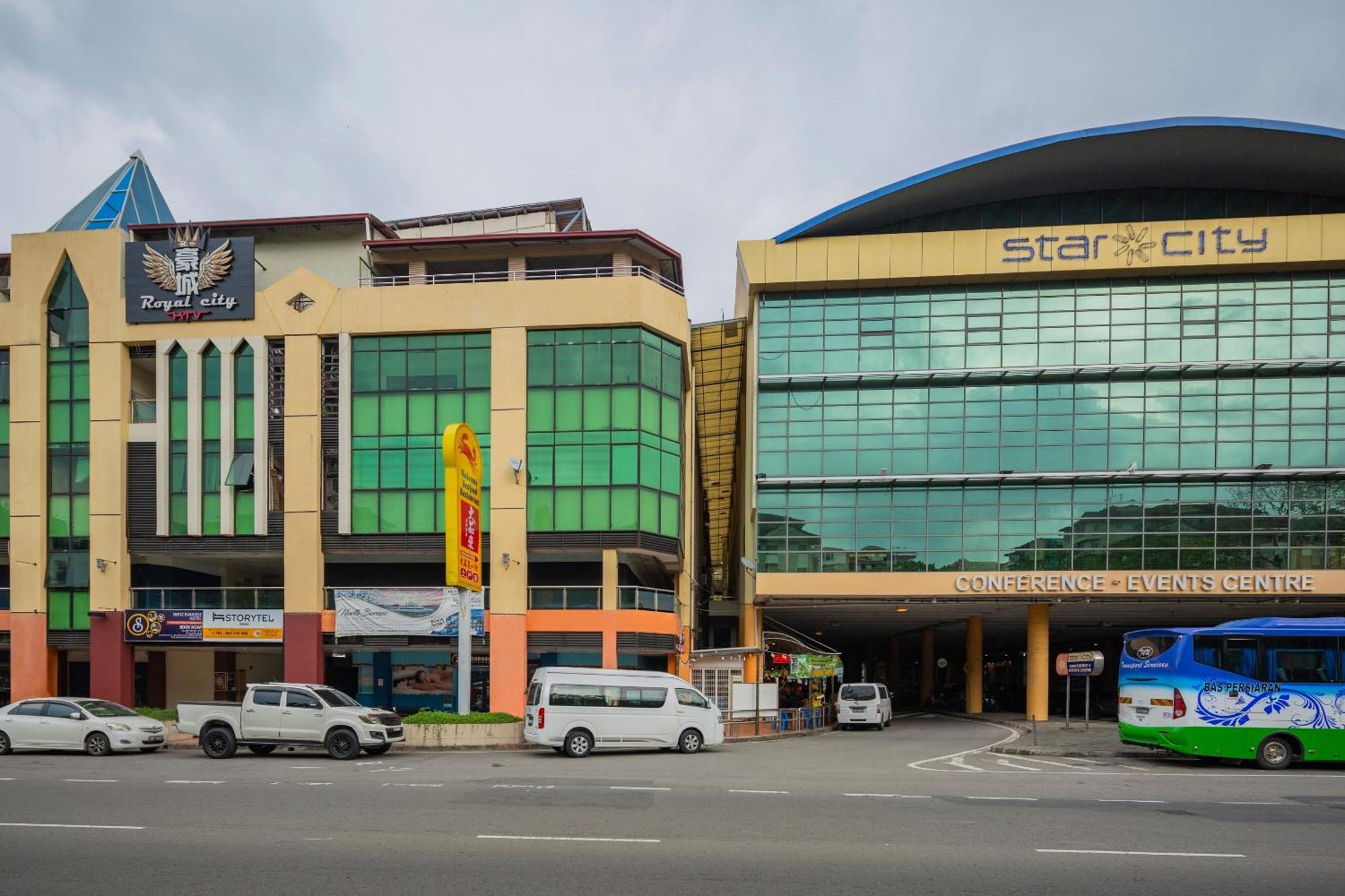 Super Oyo 218 Storytel Hotel Kota Kinabalu Eksteriør billede