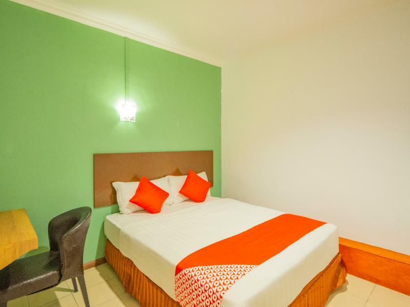 Super Oyo 218 Storytel Hotel Kota Kinabalu Eksteriør billede